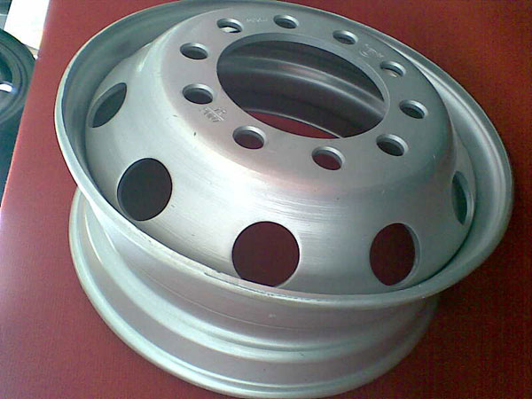 汽車(chē)鋼圈 汽車(chē)鋼圈